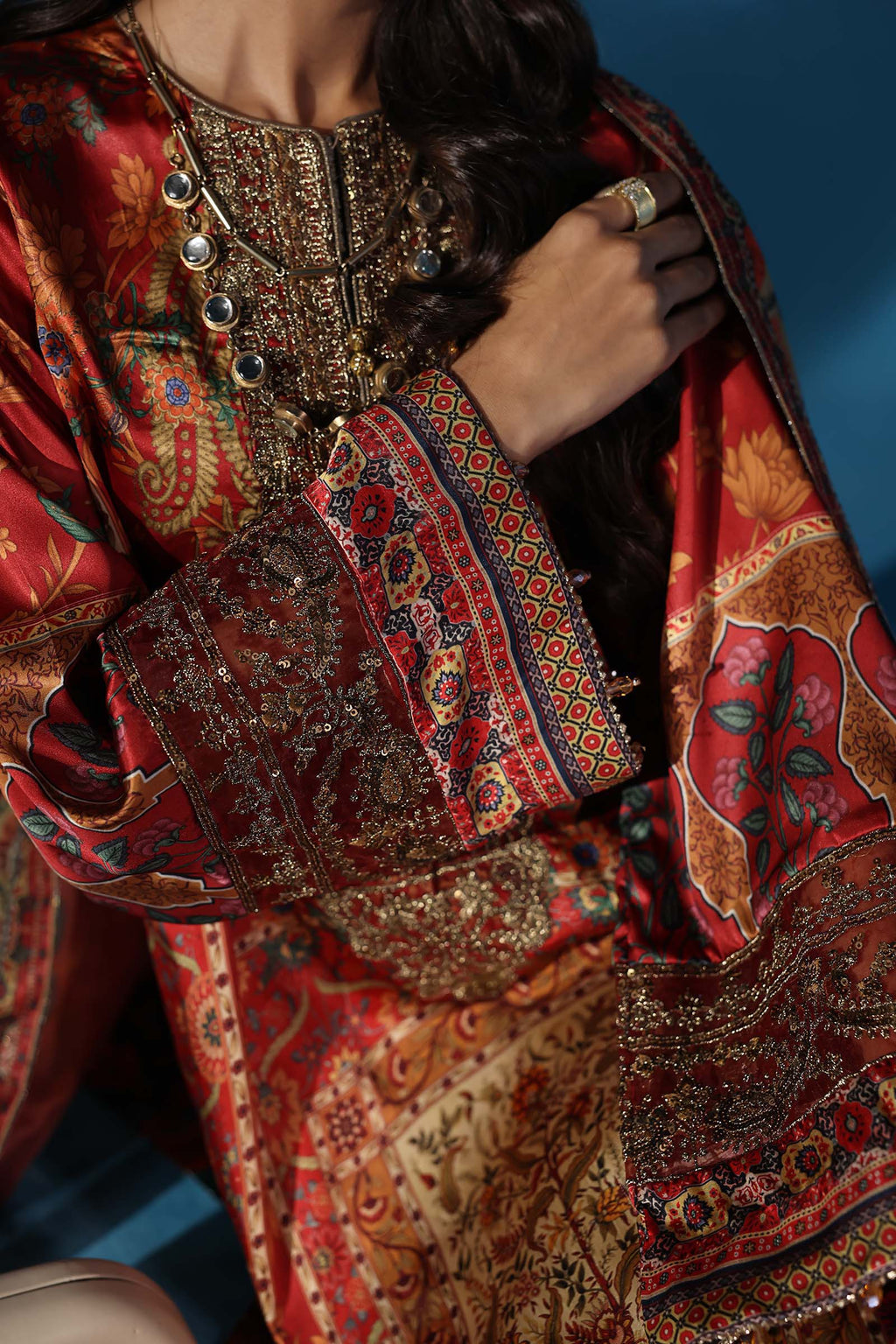 Mahveen | 3-piece printed suit