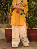 Motia | 2 Piece - Printed Suit Zebaaish