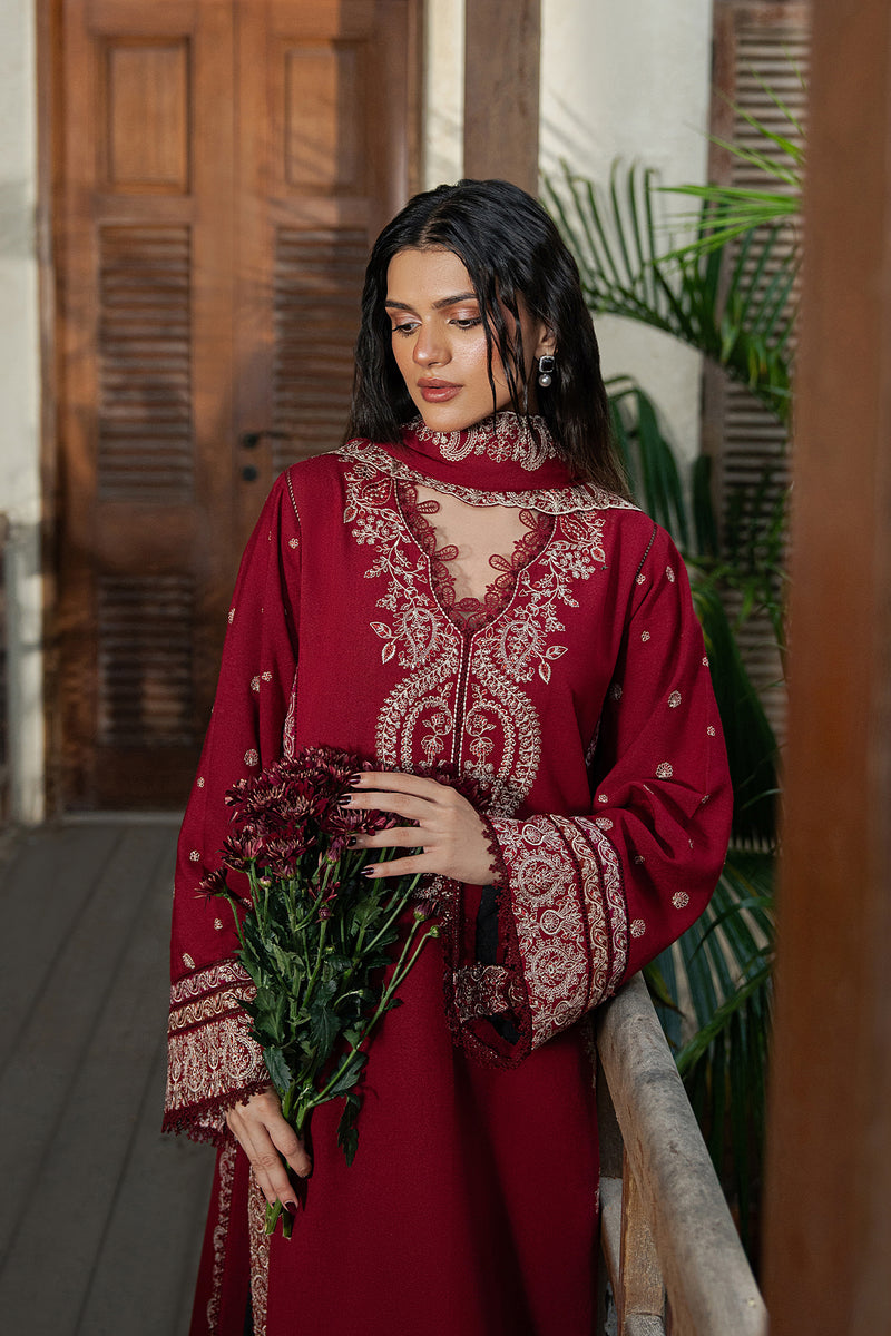 Mah-noor | 3-piece embroidery suit